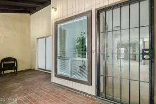 Photo #2: 6230158 Listing 