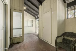 Photo #4: 6230158 Listing 