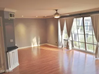 Photo #1: 6230199 Listing