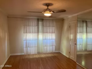 Photo #4: 6230199 Listing