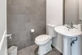 Photo #4: 6230240 Listing