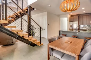 Photo #6: 6230240 Listing