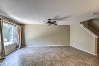 Photo #4: 6230256 Listing