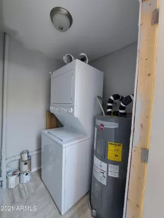 Photo #2: 6230467 Listing