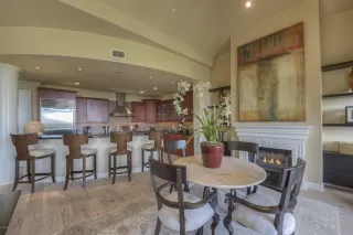 Photo #6: 6230536 Listing