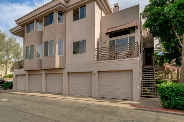 MLS: 6230557 Condo For Sale