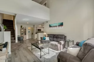 Photo #5: 6230557 Listing