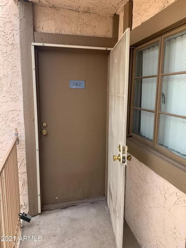 MLS: 6230570 Condo For Sale