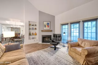 Photo #2: 6230578 Listing