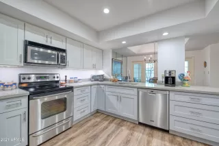 Photo #5: 6230578 Listing