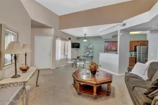 Photo #4: 6230608 Listing