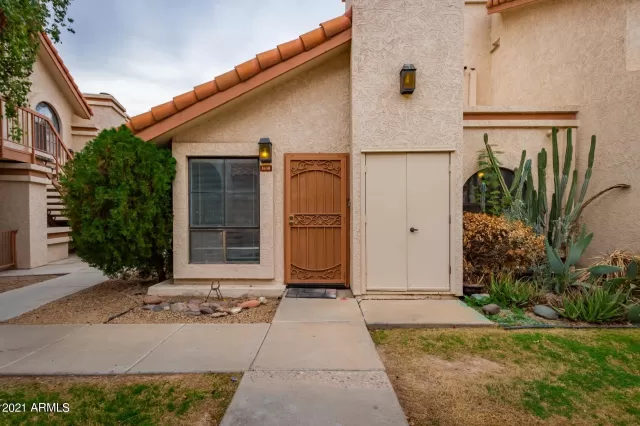 MLS: 6230629 Condo For Sale