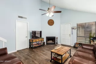 Photo #5: 6230629 Listing