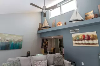 Photo #6: 6230670 Listing