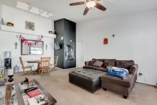 Photo #2: 6230779 Listing 