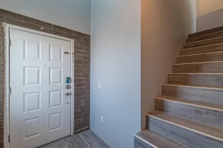 Photo #2: 6230803 Listing