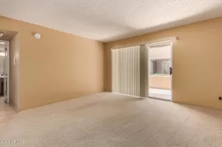 Photo #3: 6230815 Listing