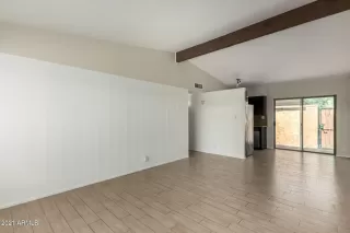 Photo #2: 6230844 Listing