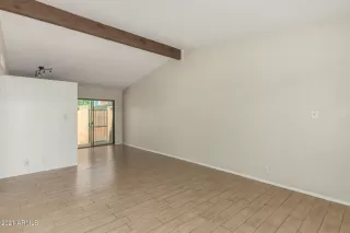 Photo #3: 6230844 Listing