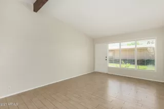 Photo #4: 6230844 Listing