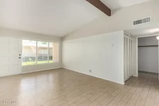 Photo #5: 6230844 Listing