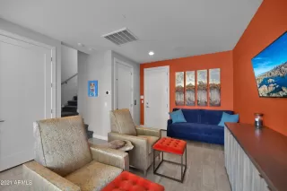 Photo #4: 6230997 Listing