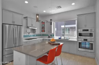 Photo #6: 6230997 Listing