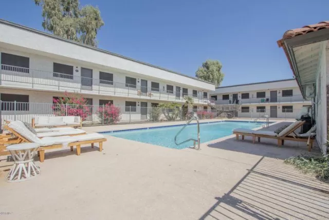 MLS: 6231182 Condo For Sale