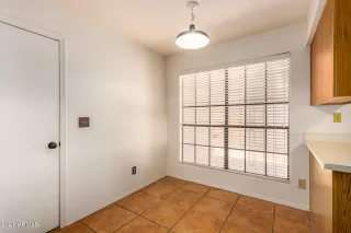 Photo #5: 6231191 Listing 