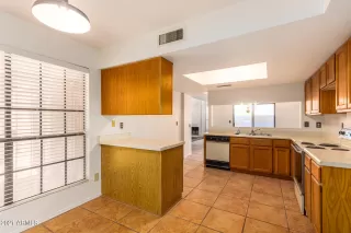 Photo #6: 6231191 Listing 