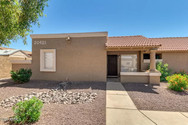 MLS: 6231255 Condo For Sale