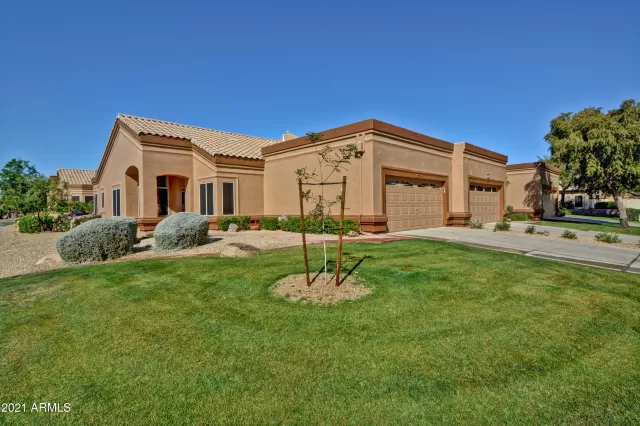 MLS: 6231313 Condo For Sale