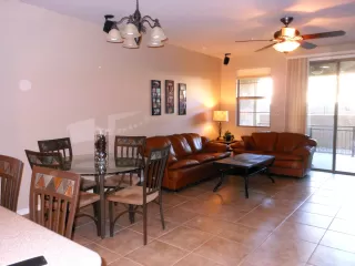Photo #4: 6231354 Listing