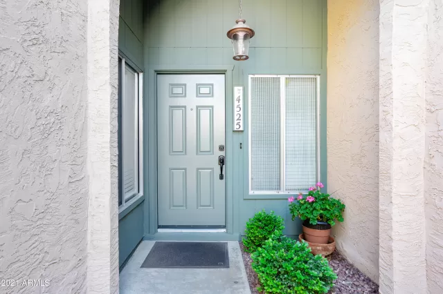 MLS: 6231555 Condo For Sale