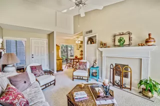 Photo #2: 6231555 Listing