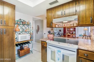 Photo #6: 6231555 Listing