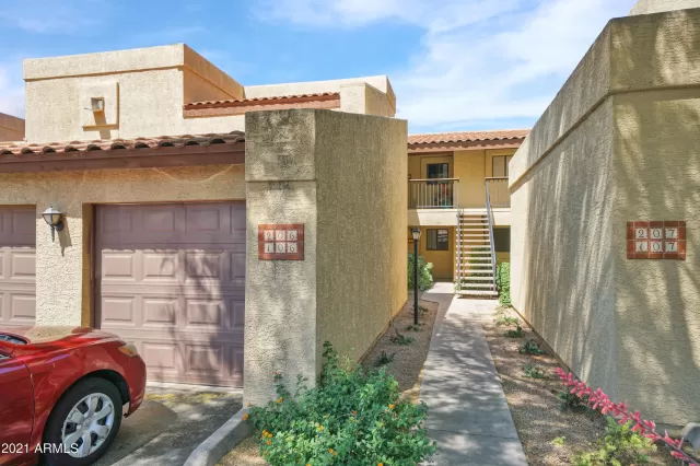 MLS: 6231620 Condo For Sale