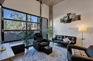 Photo #2: 6231672 Listing 