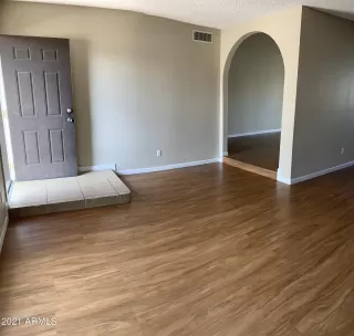 Photo #2: 6231685 Listing