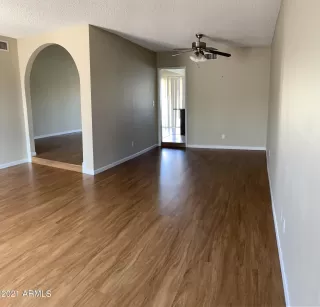 Photo #3: 6231685 Listing