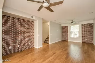 Photo #2: 6231726 Listing