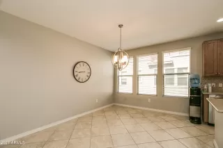 Photo #5: 6231726 Listing