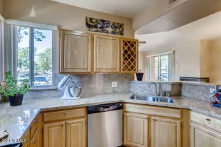 Photo #2: 6231733 Listing