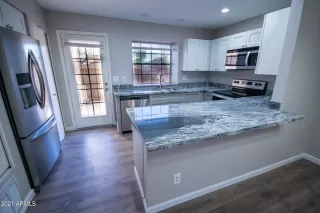 Photo #2: 6231774 Listing 