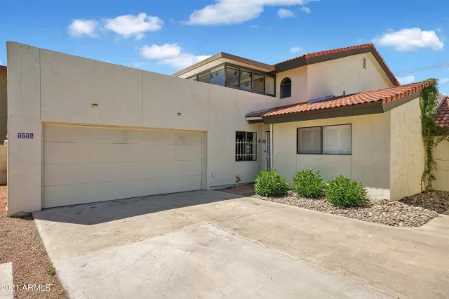 MLS: 6231853 Condo For Sale