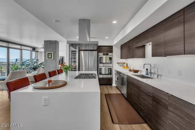 MLS: 6231953 Condo For Sale