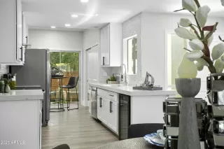 Photo #1: 6231982 Listing 