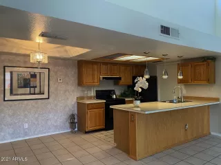 Photo #3: 6232012 Listing 