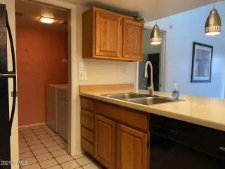 Photo #5: 6232012 Listing 