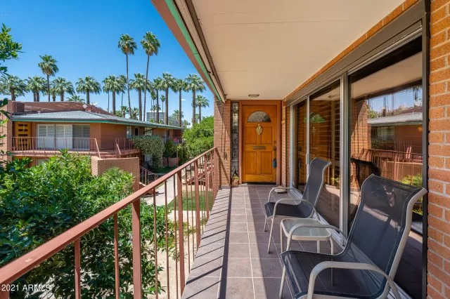 MLS: 6232061 Condo For Sale